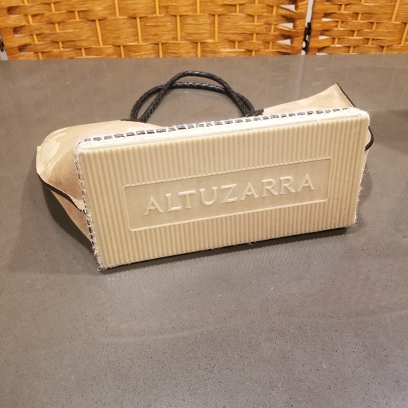ALTUZARRA SUEDE BUCKET BAG - Picture 8 of 10